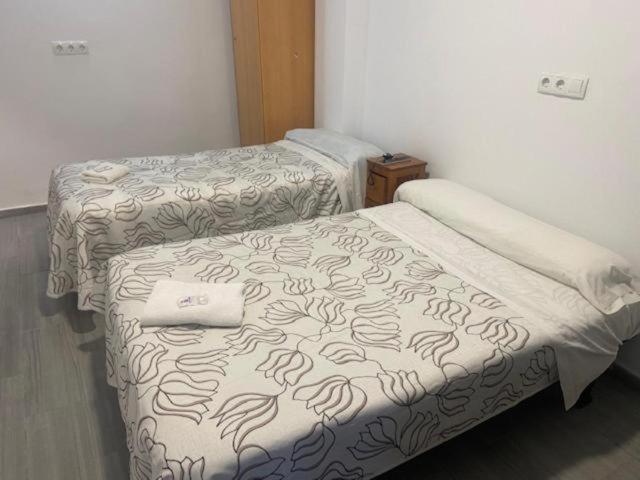 Habitaciones Familiares Con Bano Privado Lf - Sin Ascensor Zaragoza Room photo